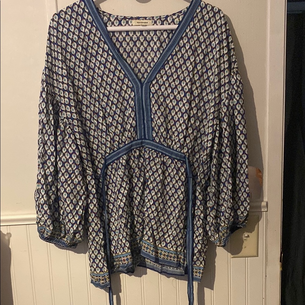 Max Studio Navy and White Geometric Blouse